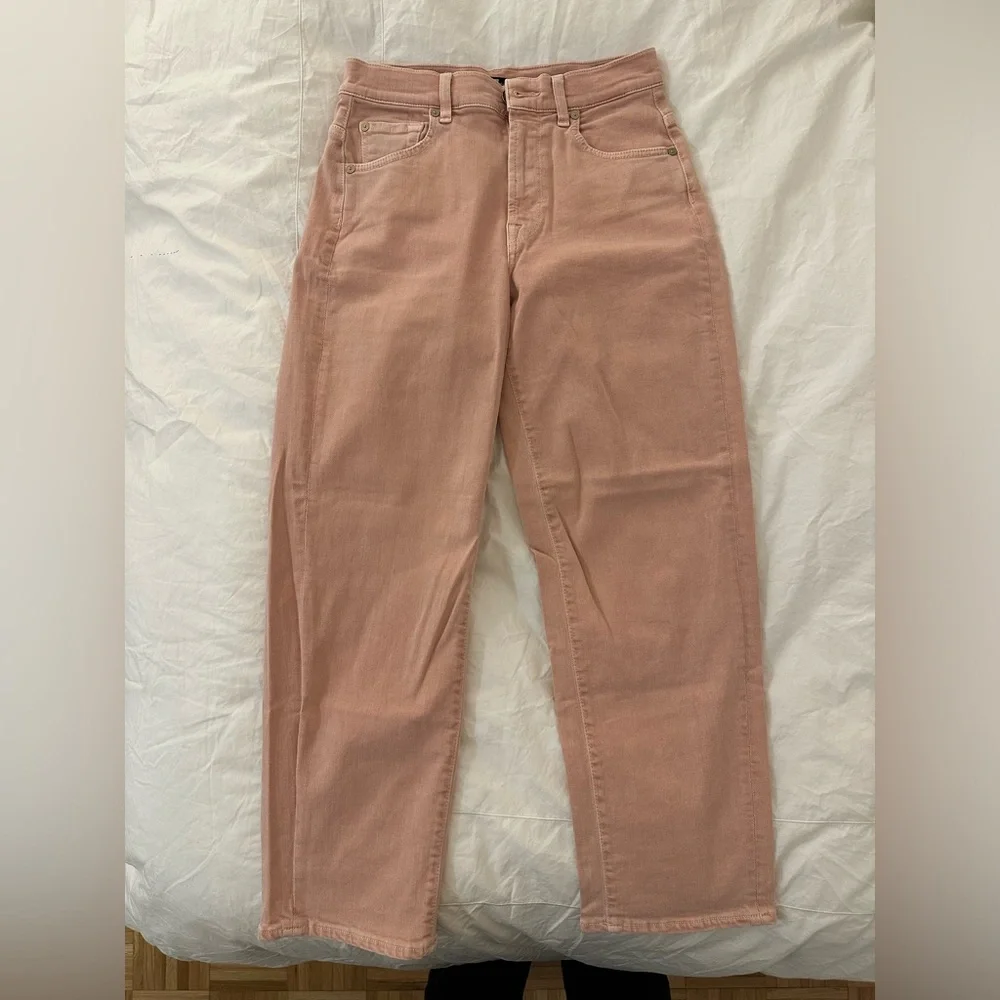 7 For All Mankind salmon pink Italian fabric straight leg jeans size 27 denim - Picture 1 of 3